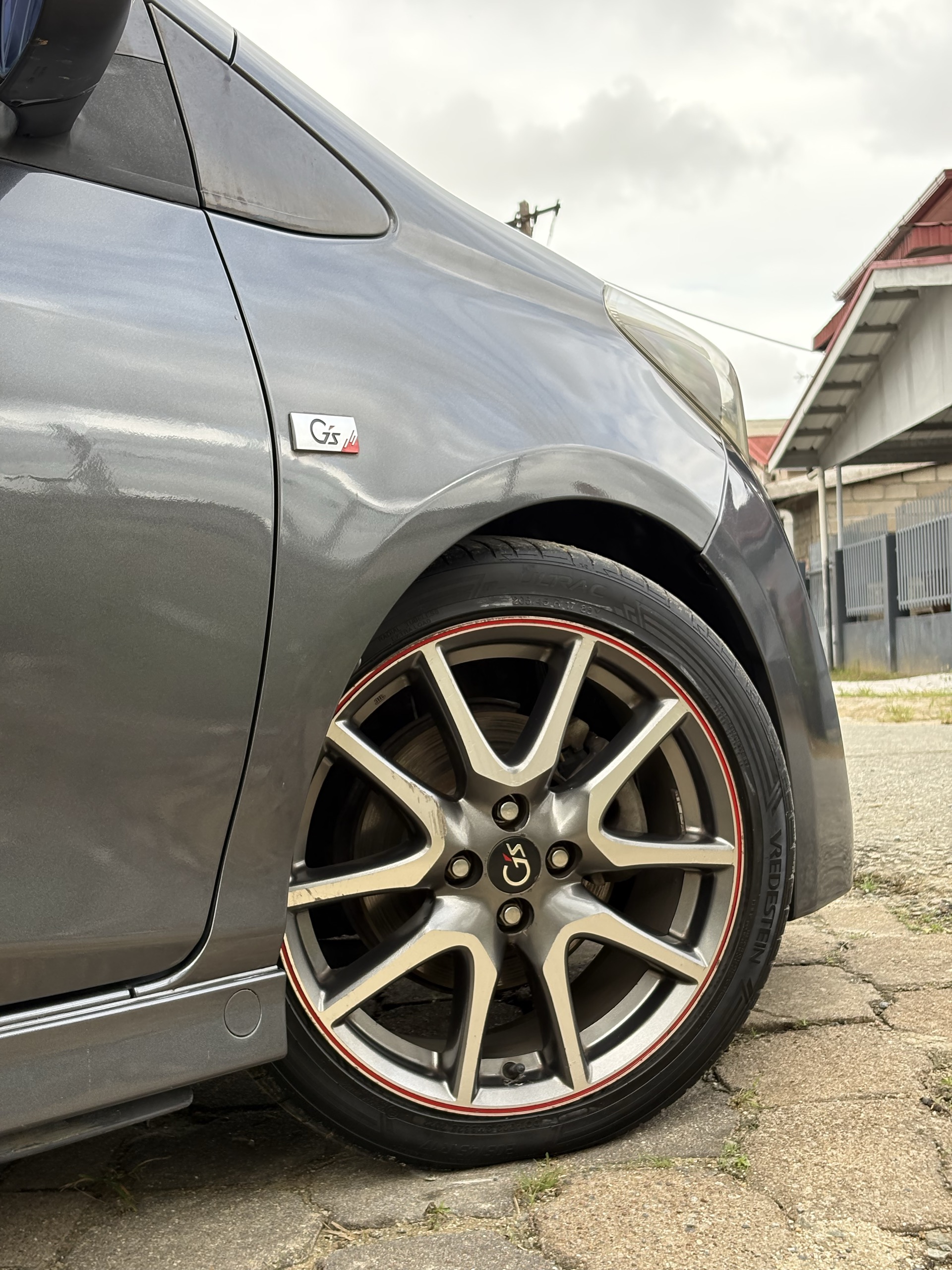 2014 Toyota Vitz