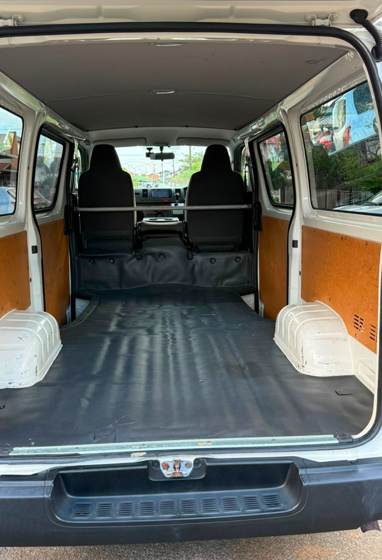 2019 Toyota Hiace