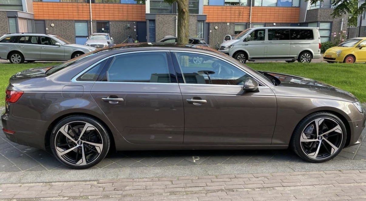 2017 Audi A4
