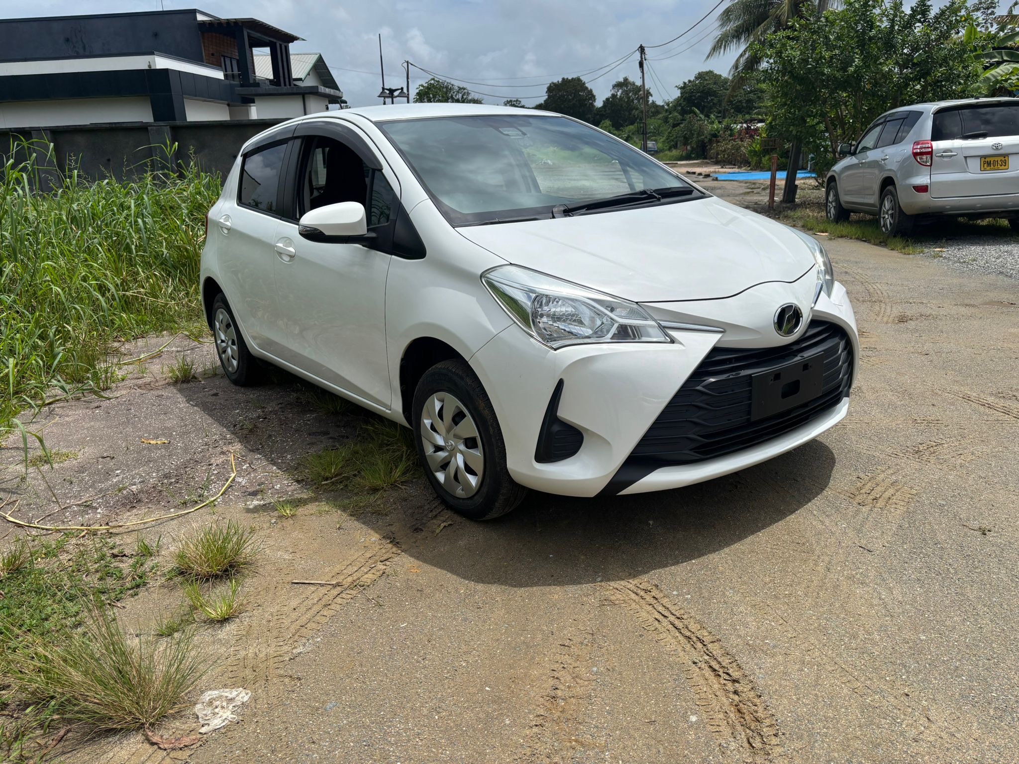 2017 Toyota Vitz