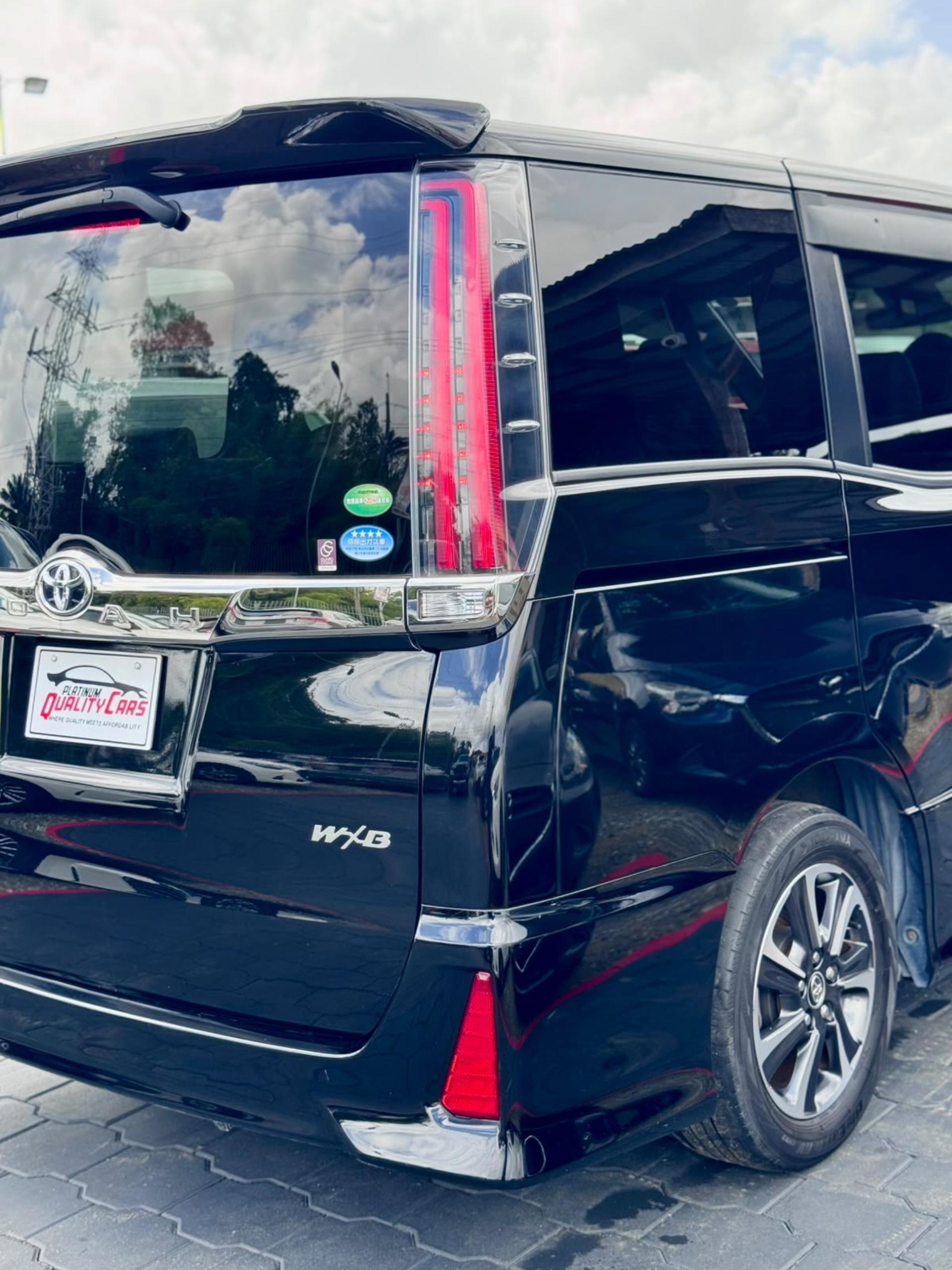 2018 Toyota Noah