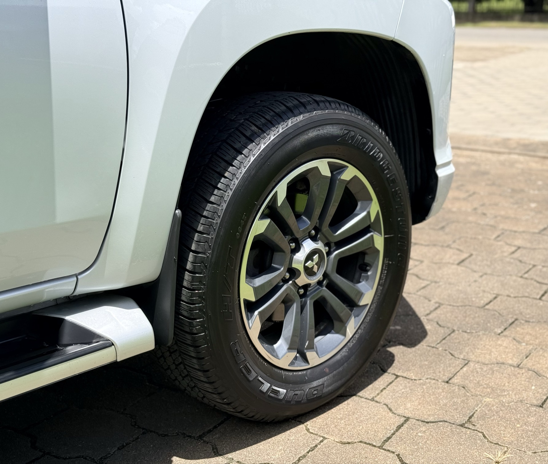 2021 Mitsubishi L200