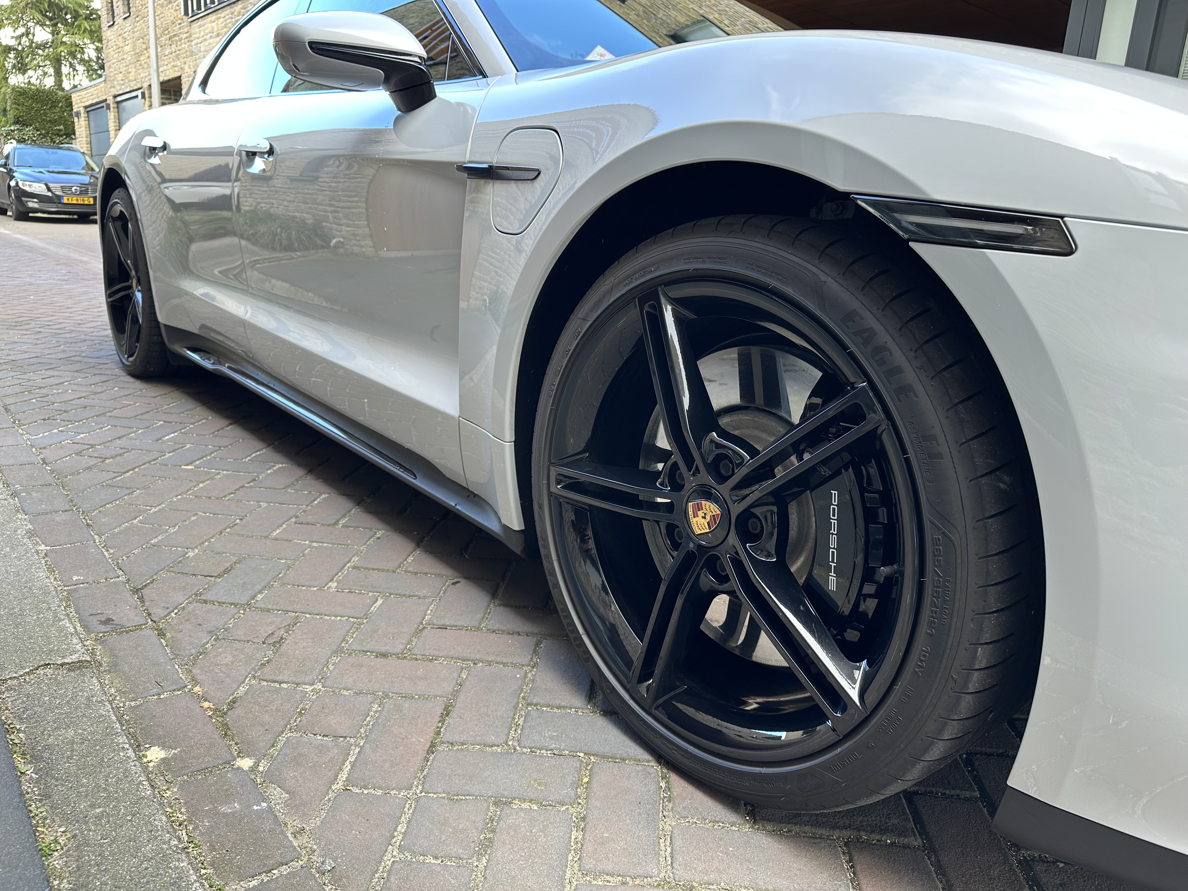 2022 Porsche Taycan Sport Turismo