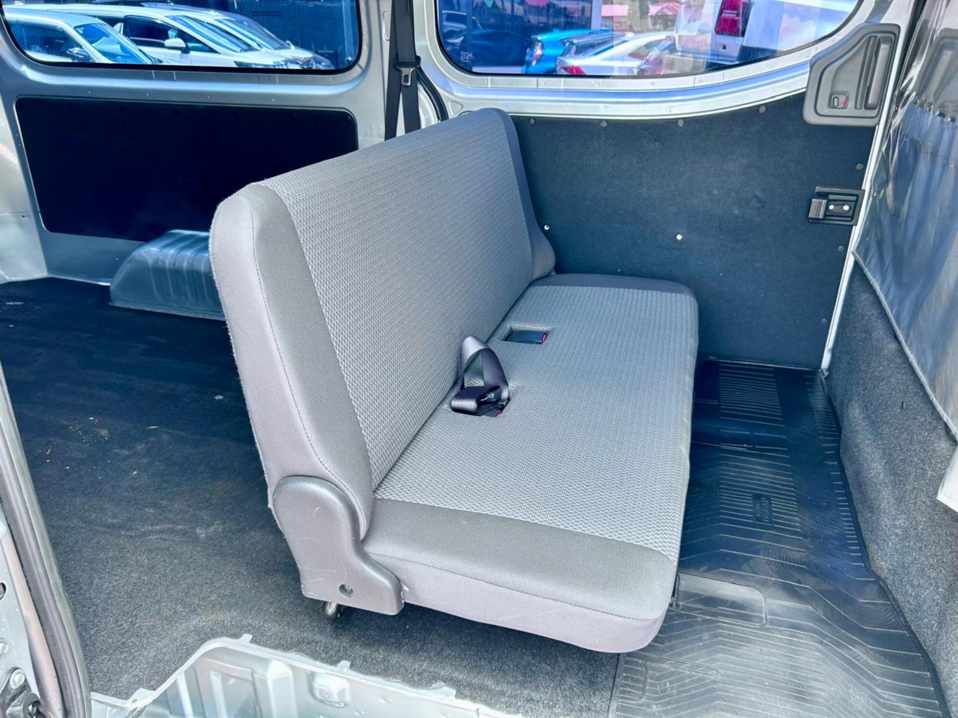 2018 Nissan NV300