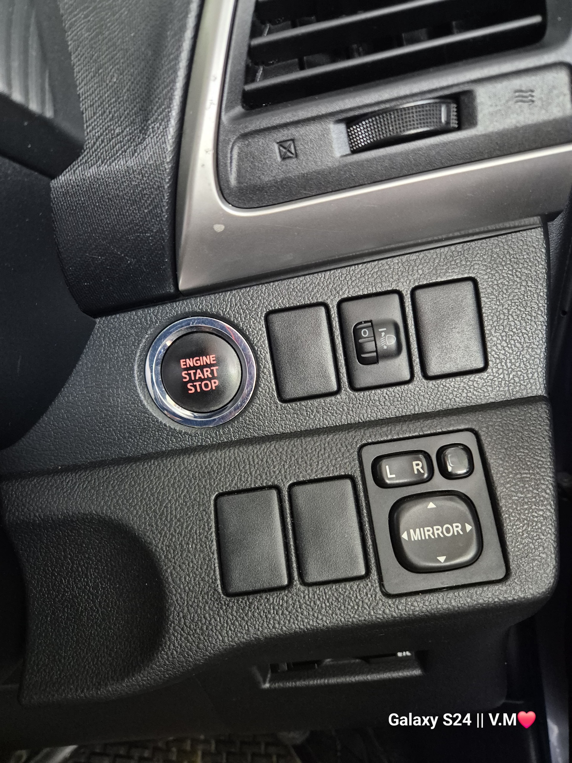 2011 Toyota Ractis