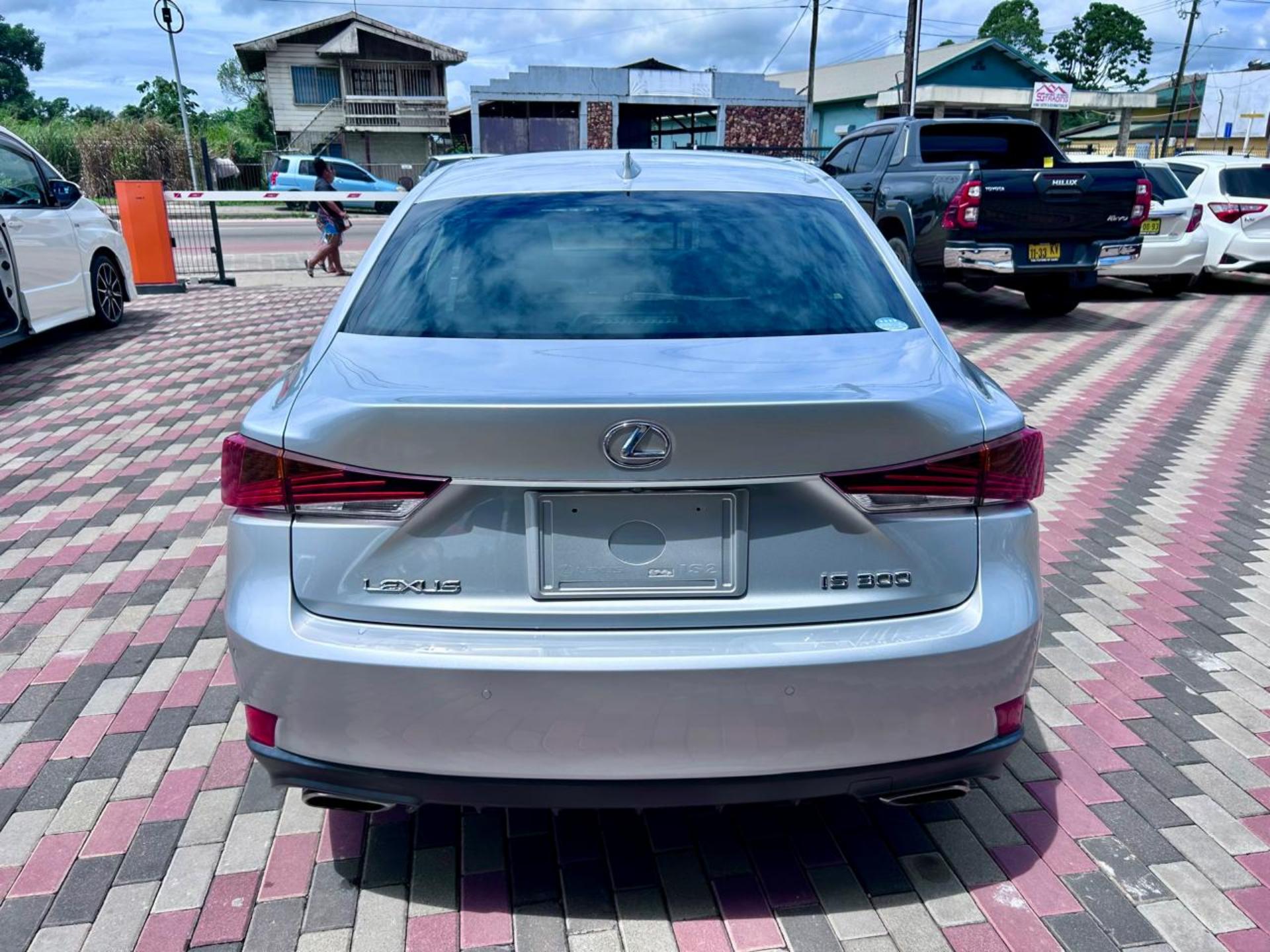 2017 Lexus IS 300