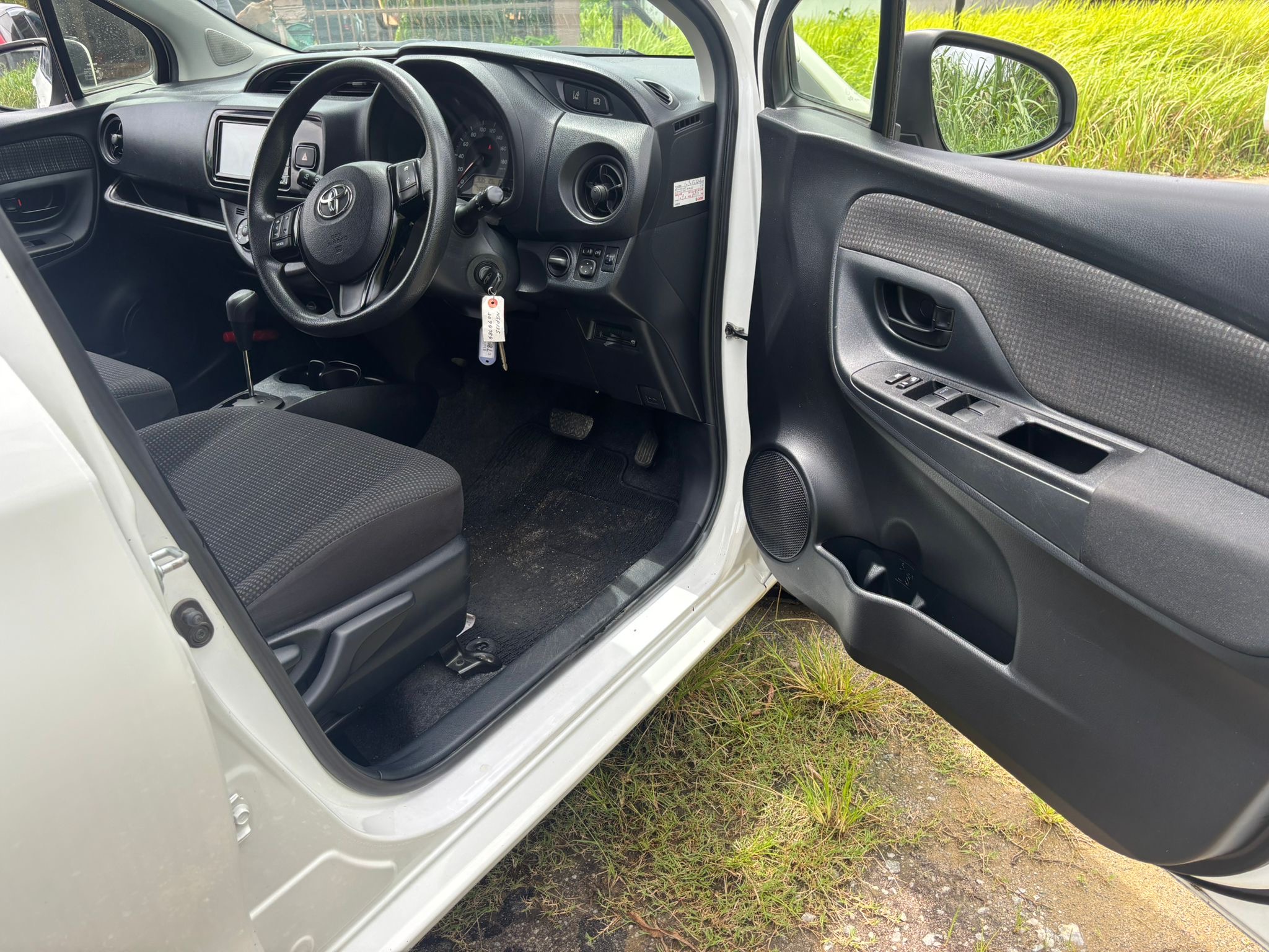 2017 Toyota Vitz