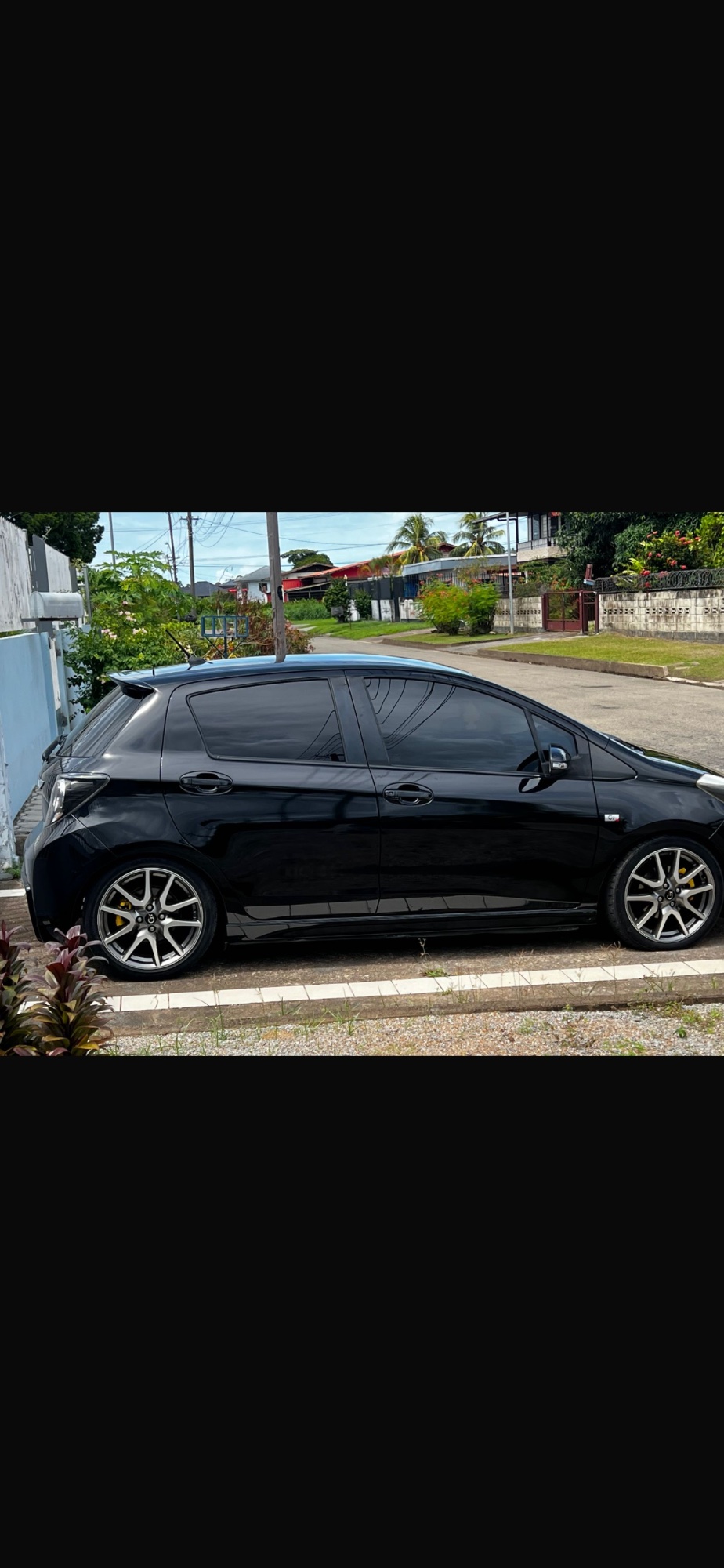 2012 Toyota Vitz Gs