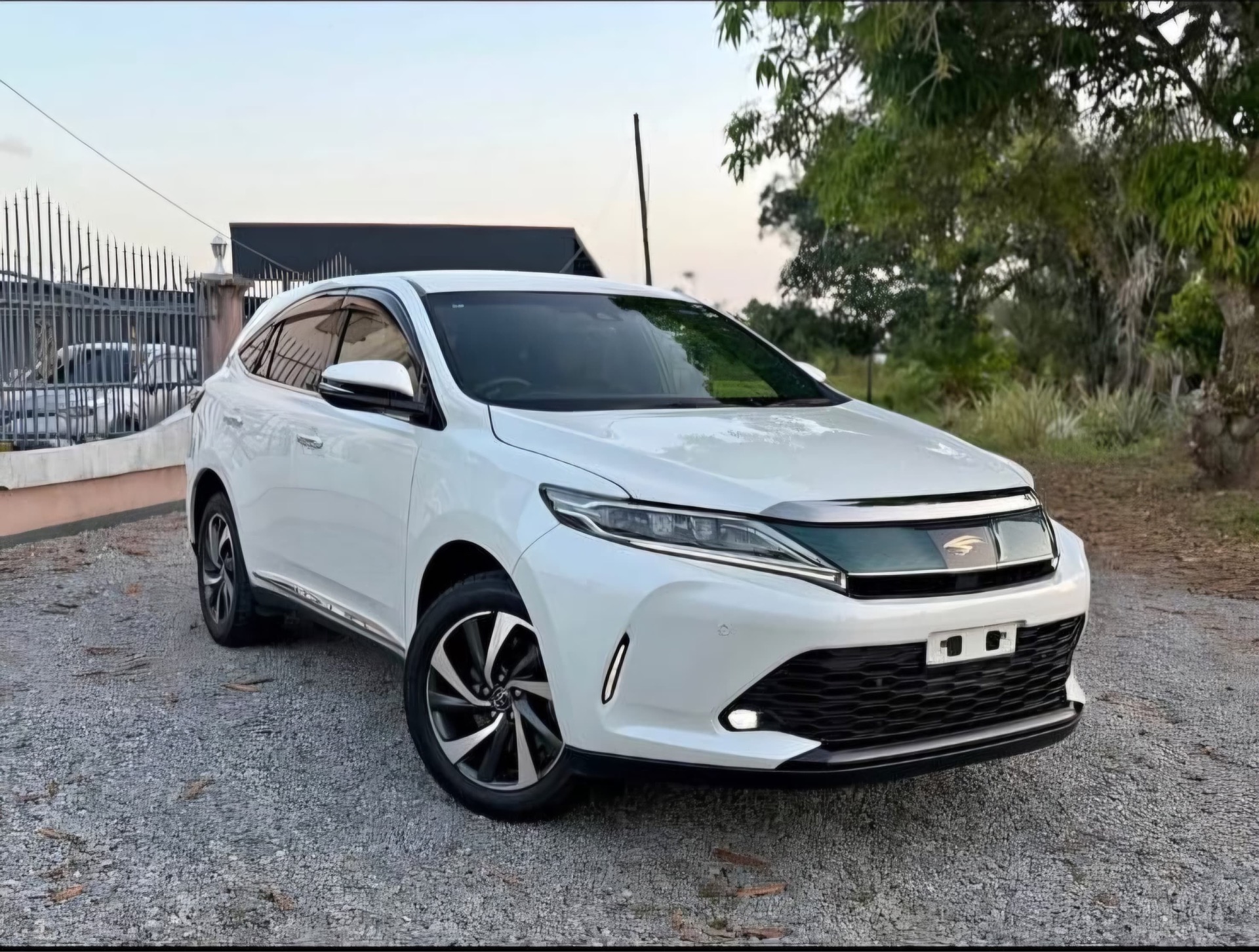 2017 Toyota Harrier