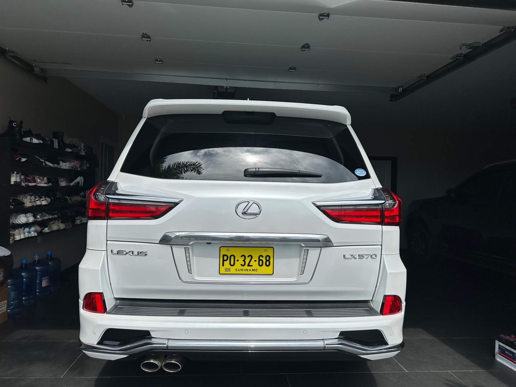 2019 Lexus LX 570