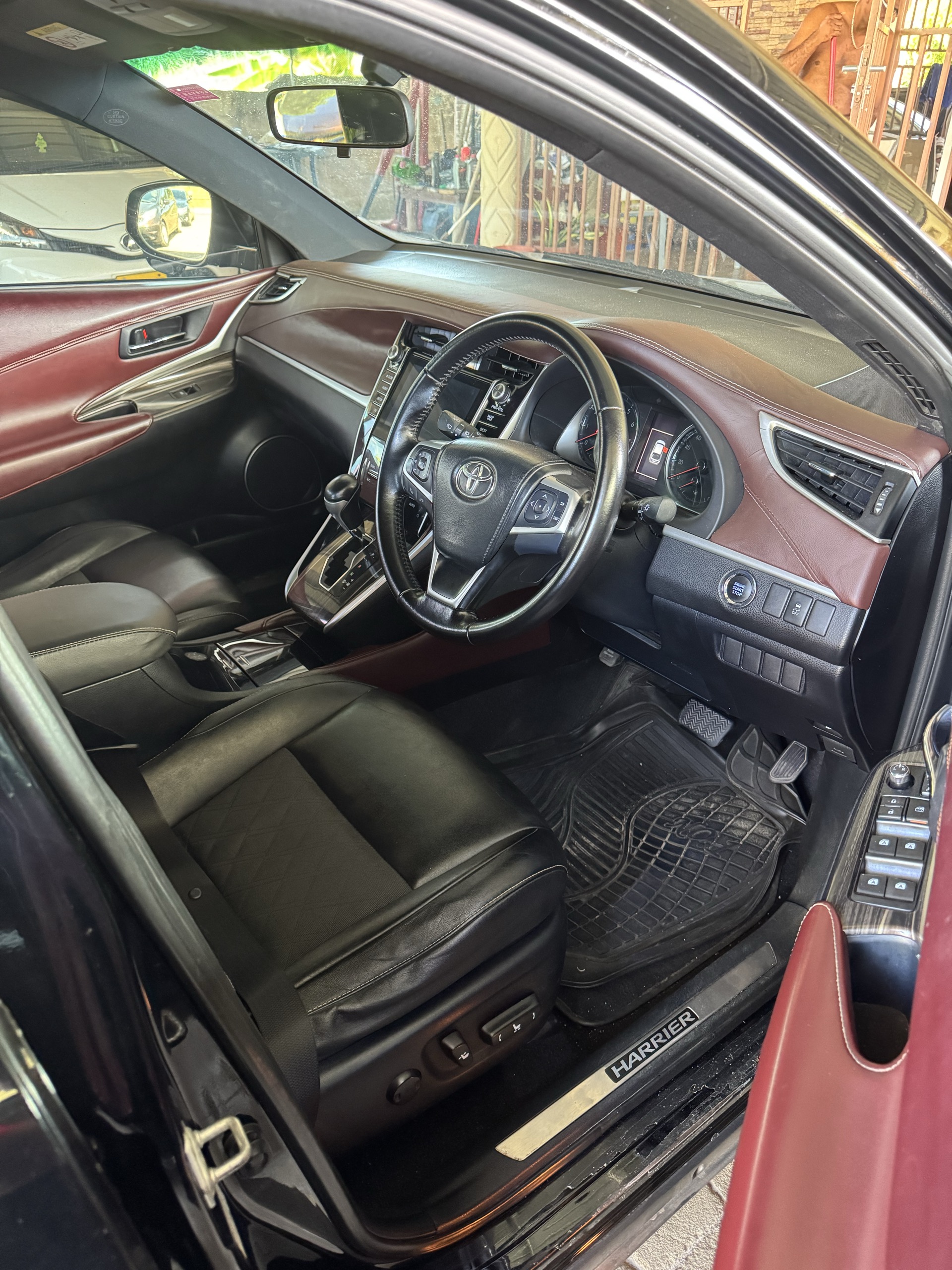 2015 Toyota Harrier