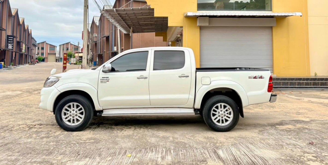 2012 Toyota Hilux