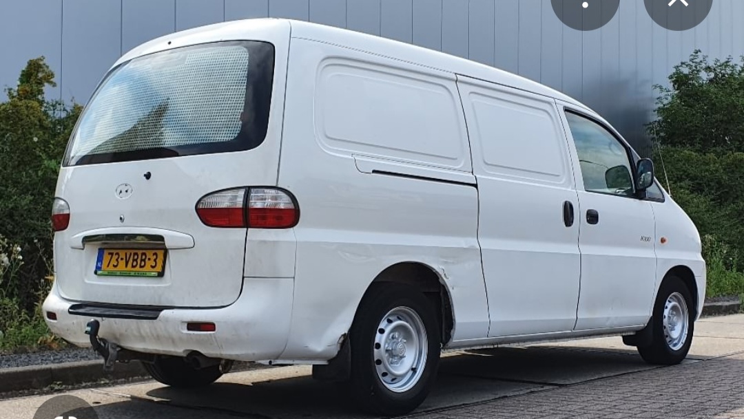 2000 Hyundai H 200