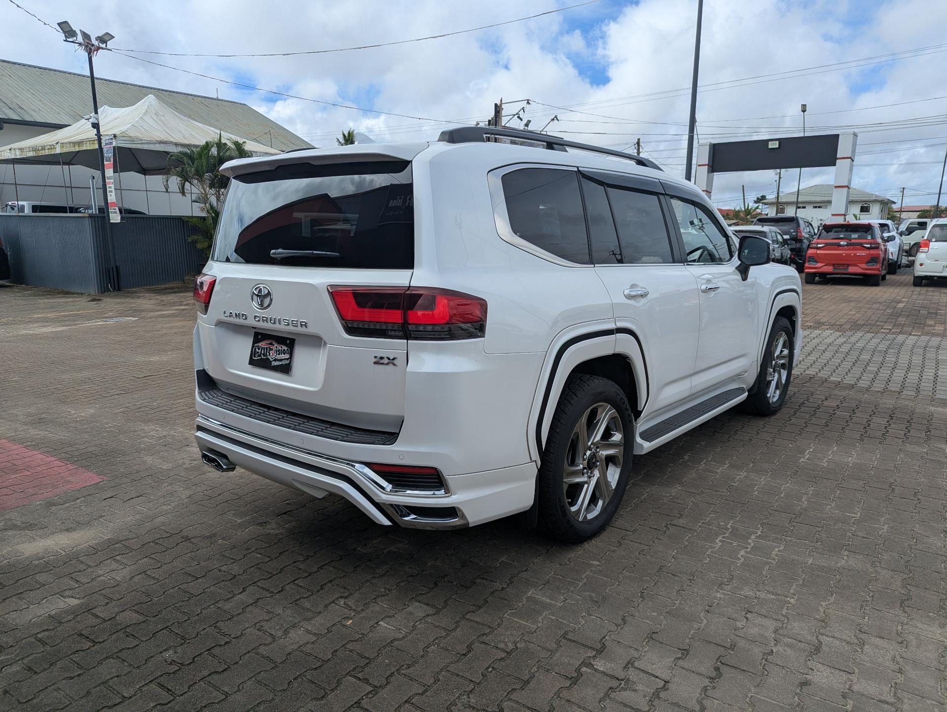 2021 Toyota Land Cruiser