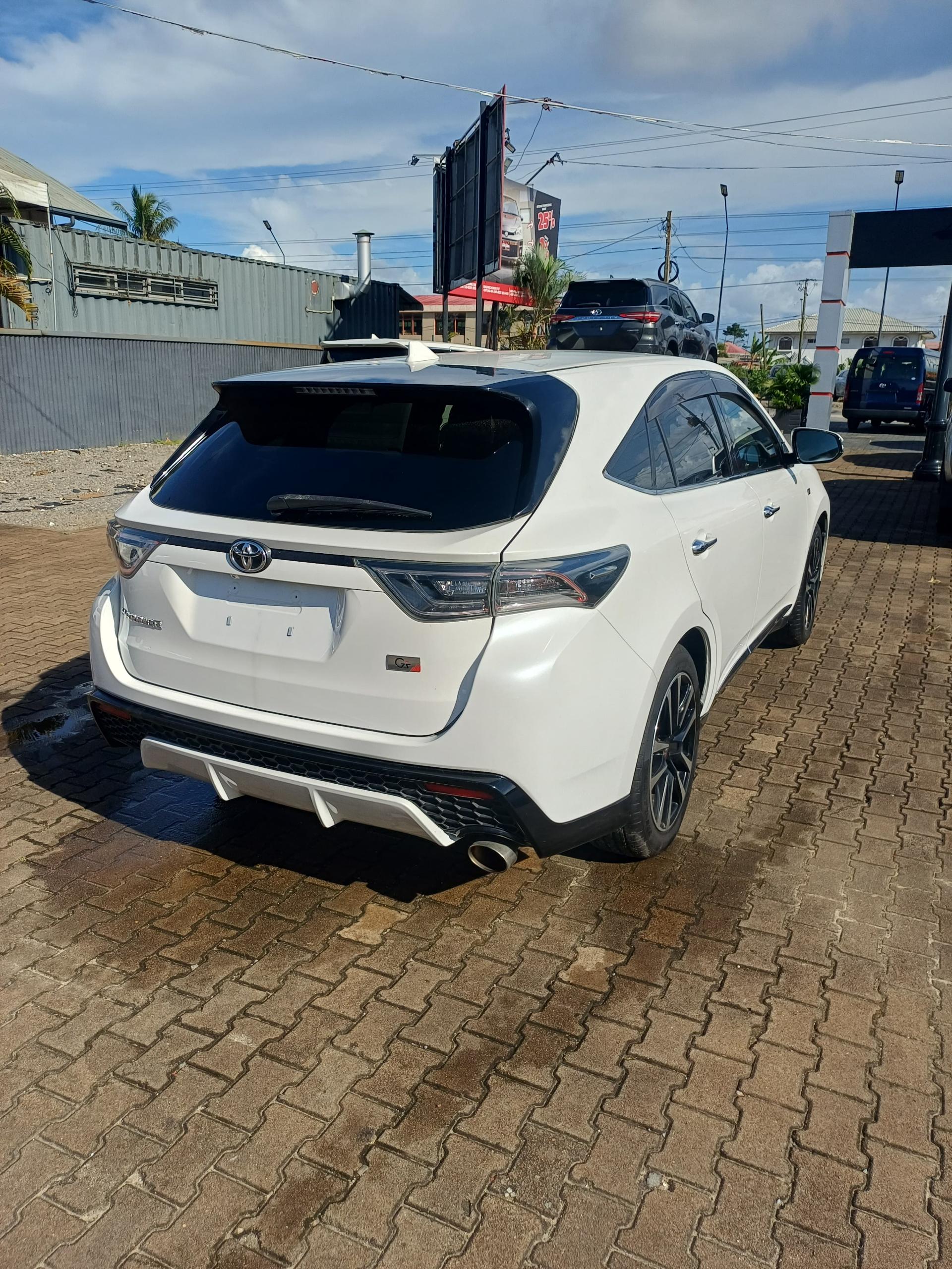 2017 Toyota Harrier