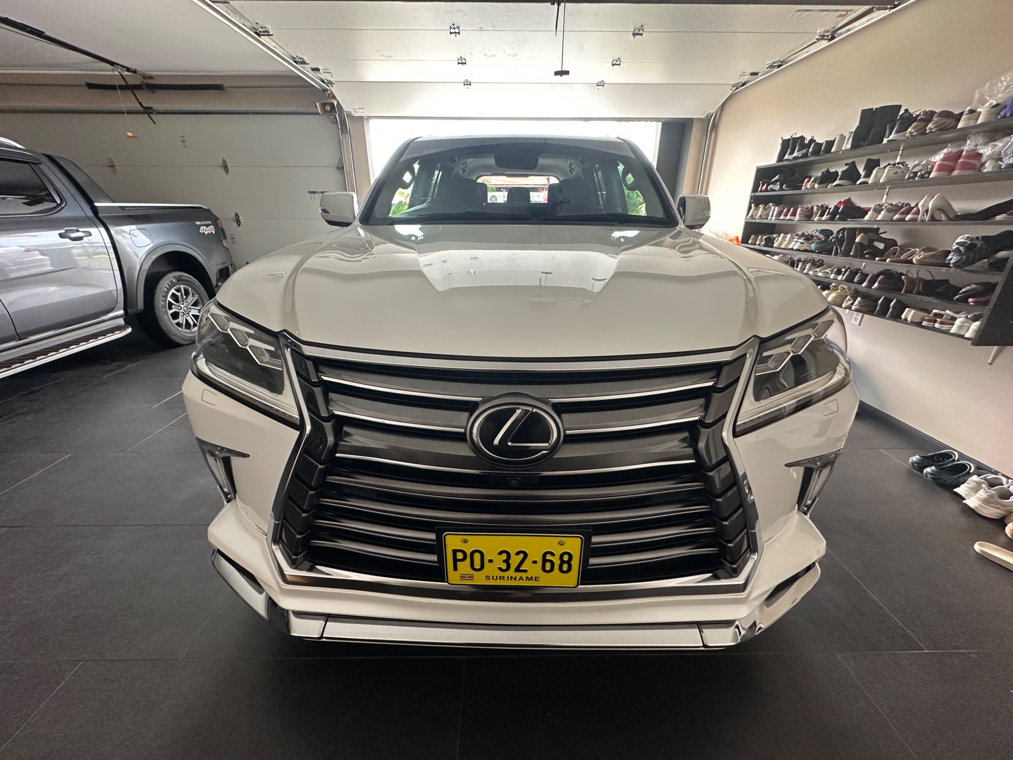 2019 Lexus LX 570